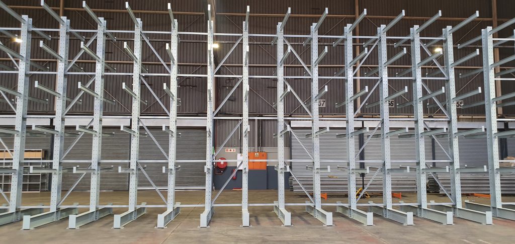 Selective pallet racking vs. Pallet shuttle racking System? Which is a better option for your business? Get expert answer from Krost Shelving and Racking