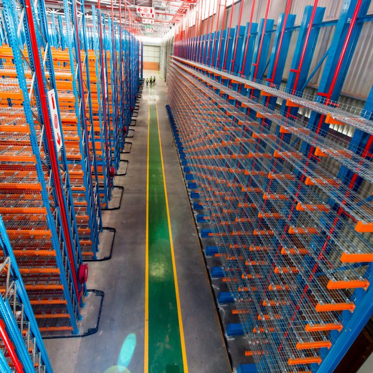 Cantilever racking system in a warehouse
