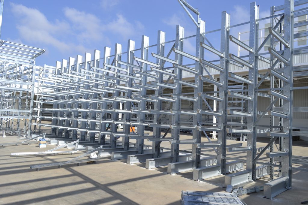 Steel cantilever racking system