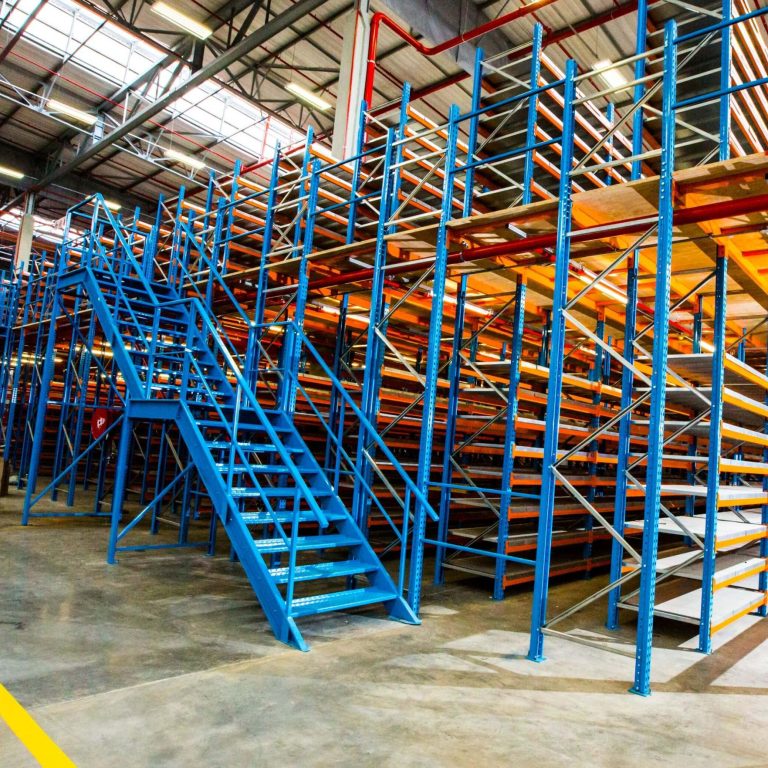 A warehouse with a well-planned mezzanine floor design installed